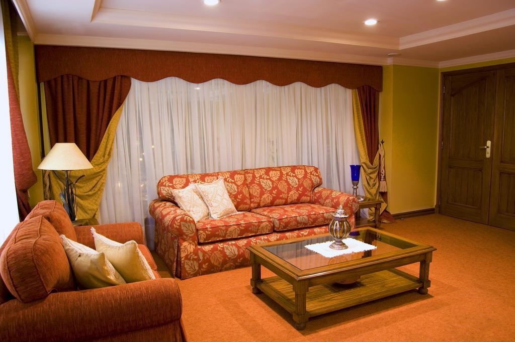 אסונסיון Hotel Las Margaritas מראה חיצוני תמונה