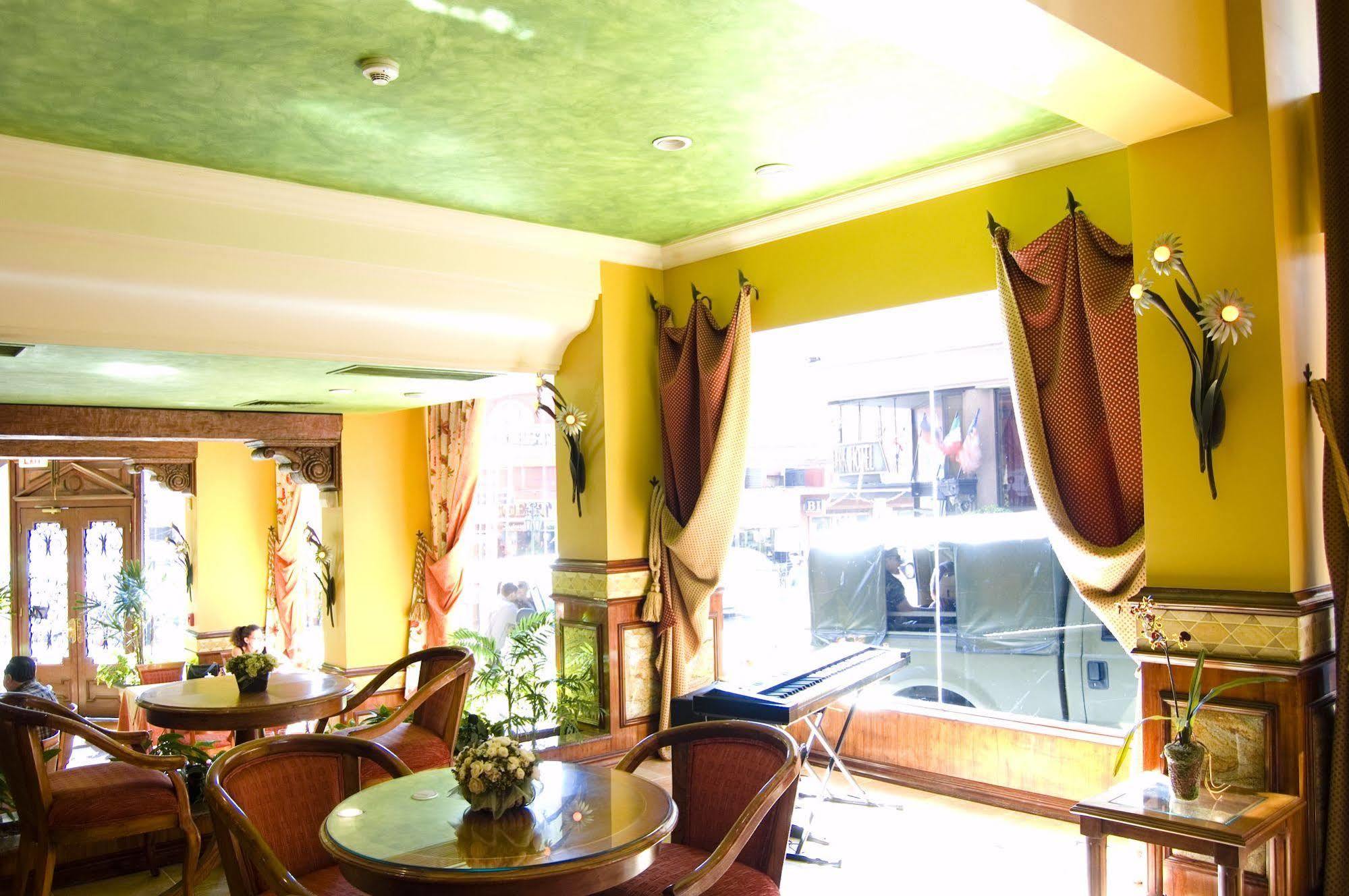 אסונסיון Hotel Las Margaritas מראה חיצוני תמונה