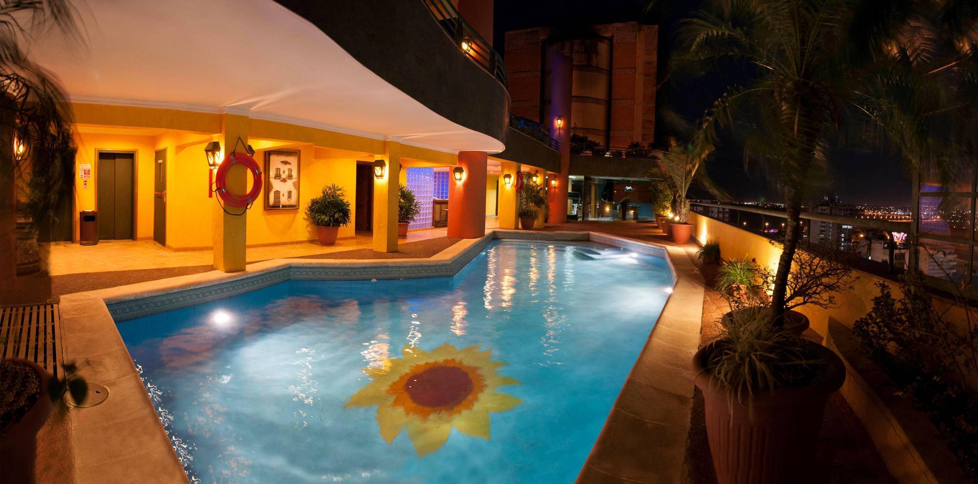אסונסיון Hotel Las Margaritas מראה חיצוני תמונה
