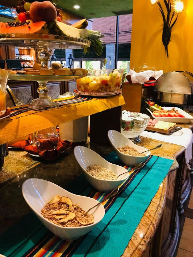 אסונסיון Hotel Las Margaritas מראה חיצוני תמונה